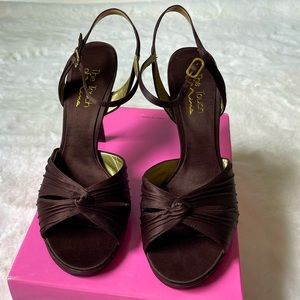 Brown Satin Peep Toe pumps